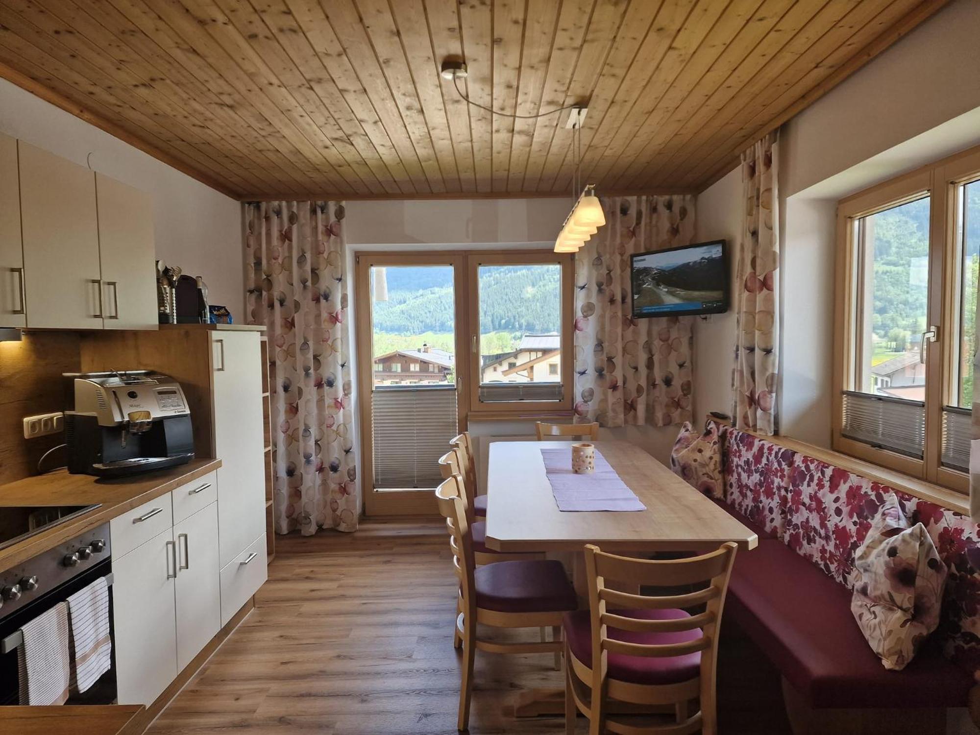 Haus Hoellerer Уттендорф Екстер'єр фото